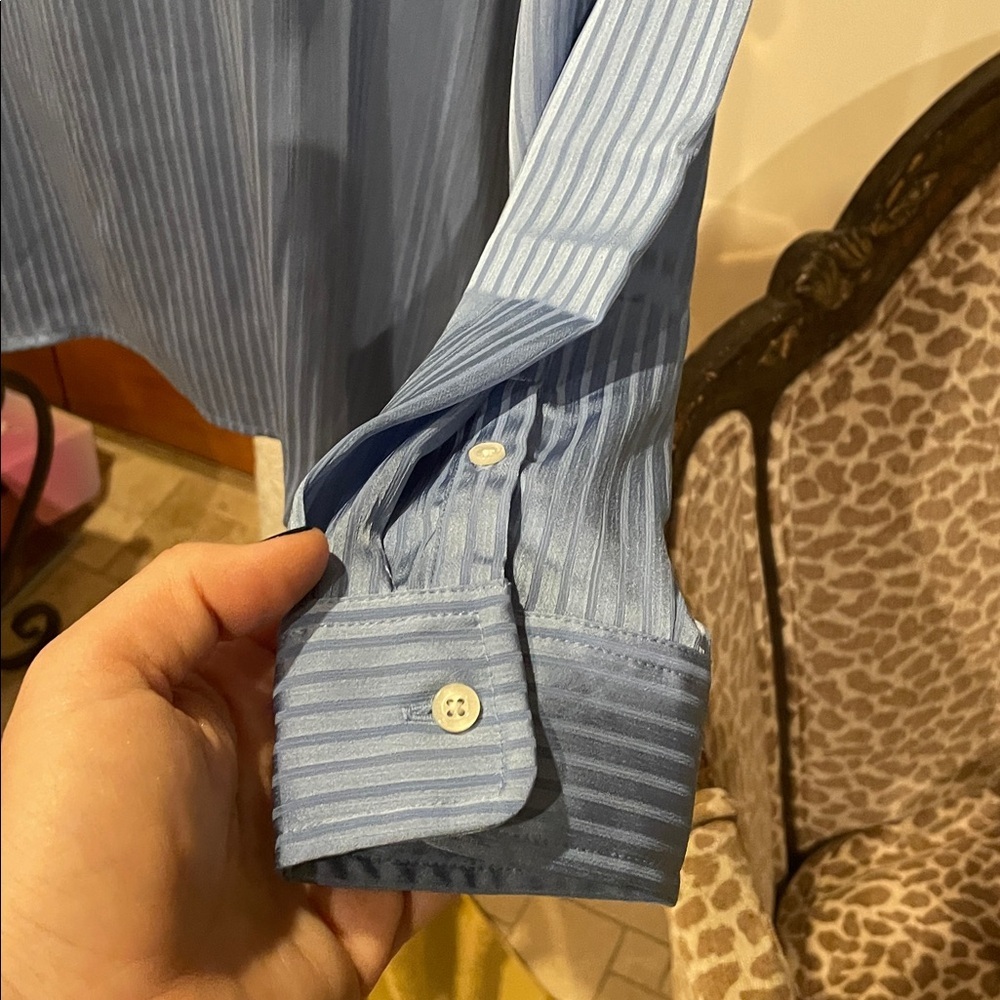J Crew Gorgeous Blue Pleated Long Sleeve Blouse M EUC - Picture 4 of 9